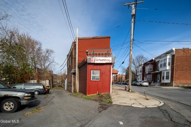 $500,000 | 1 14th Street, Troy, NY 12180