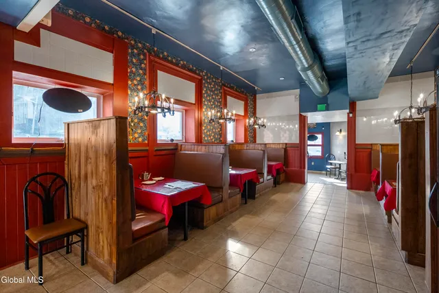 $500,000 | 1 14th Street, Troy, NY 12180