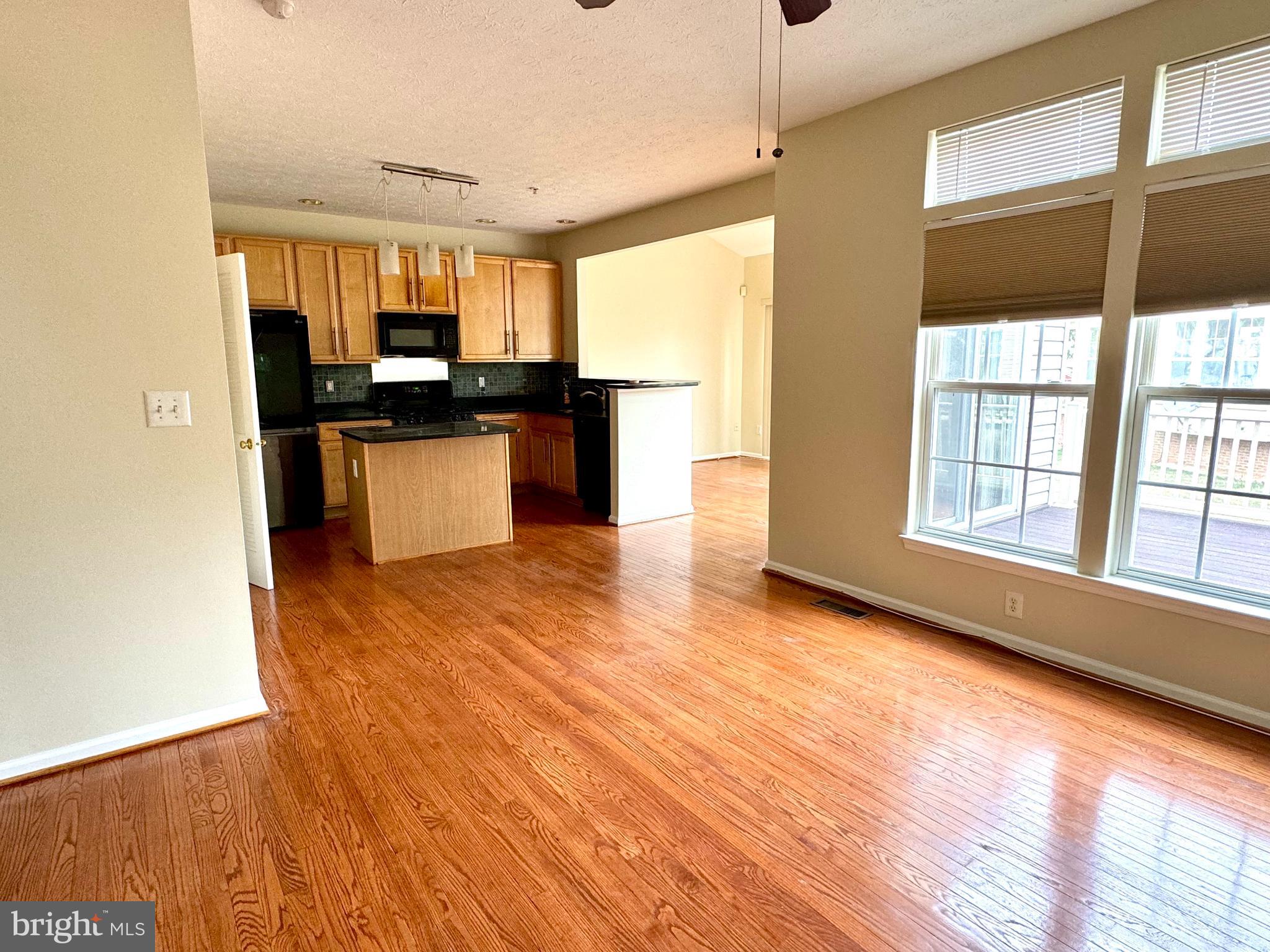 2429 Knapps Way Odenton, MD 21113 - Photo 7 of 27