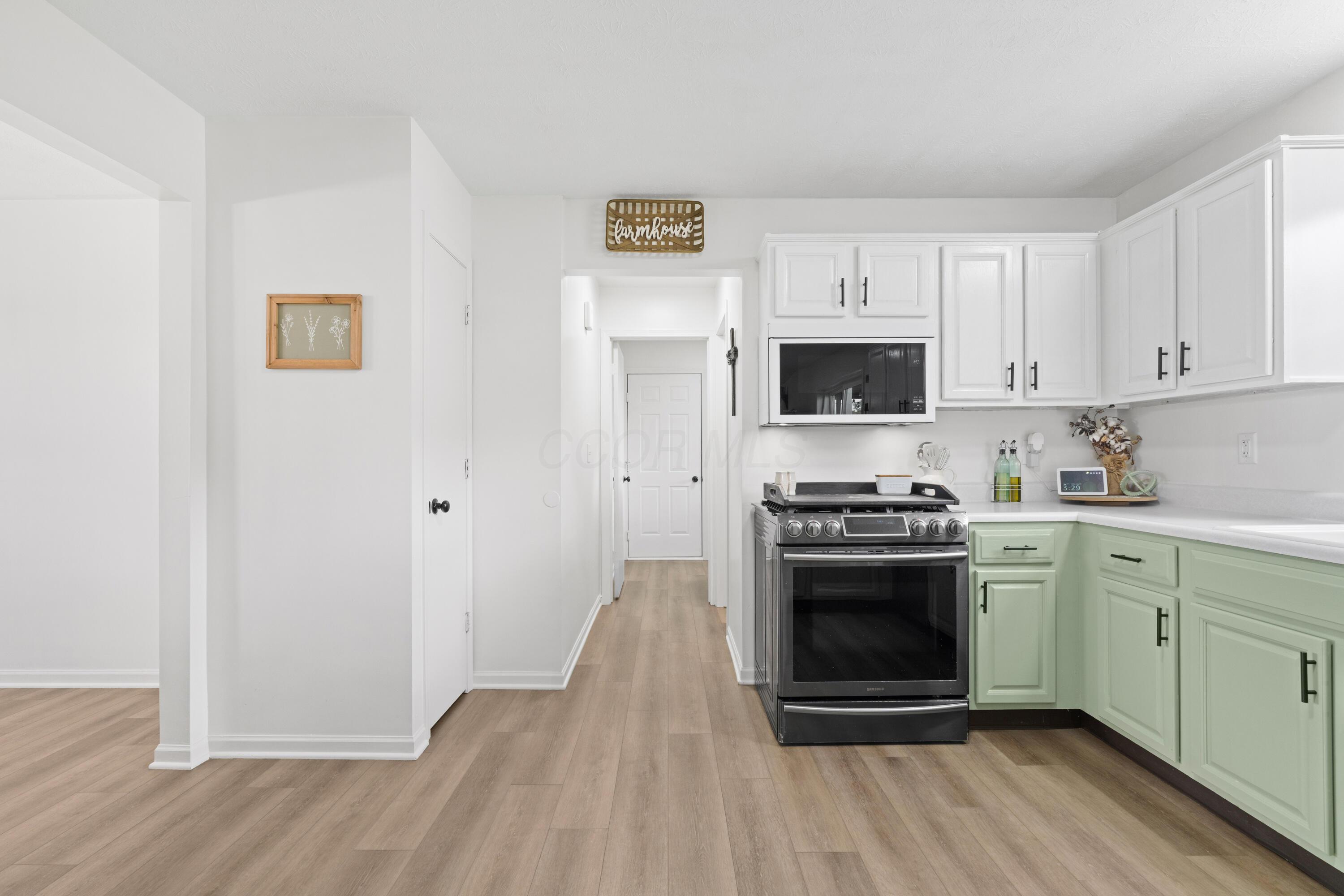 1172 Cambrian Road Cable, OH 43009 - Photo 19 of 80 Kitchen