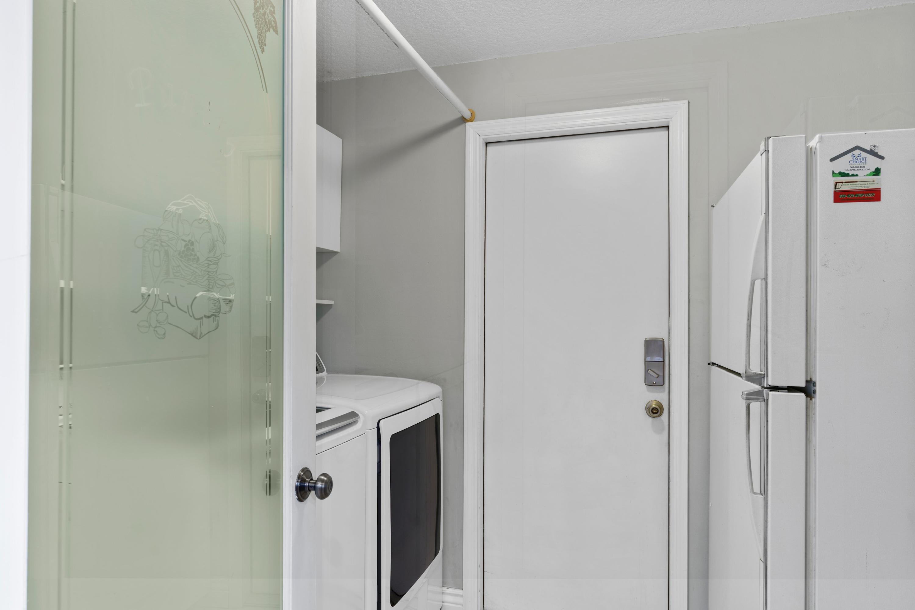 4545 Brandywine Drive Boca Raton, FL 33487 - Photo 19 of 32 Laundry Room