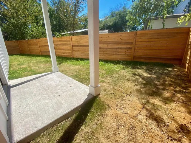 a view of an outdoor space