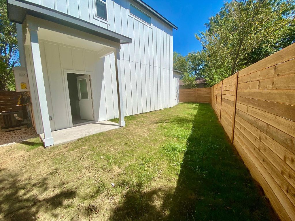 6809 Montana Street, Unit 2 Austin, TX 78741 - Photo 28 of 29 a view of backyard with garden