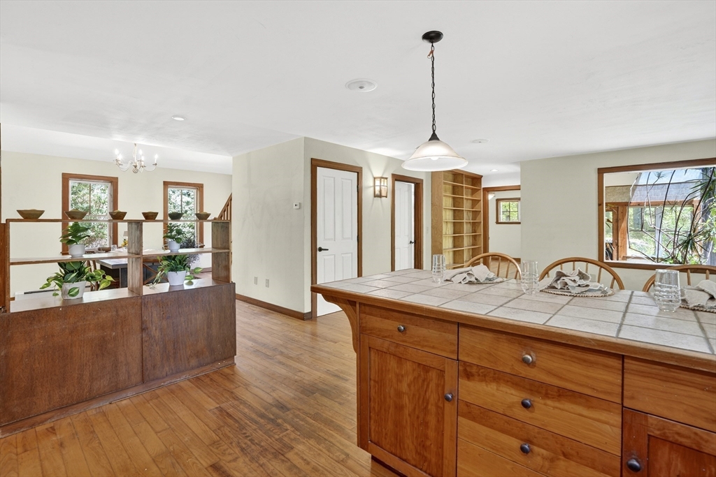 4 Rock Pond Road West Tisbury, MA 02568 - Photo 8 of 31