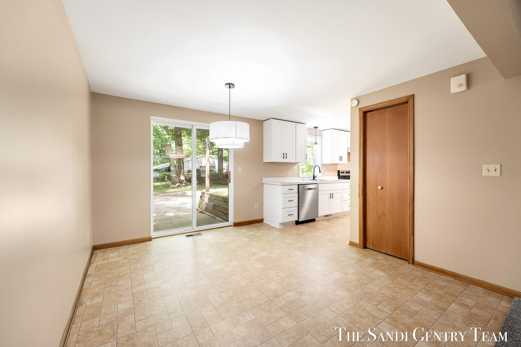 17771 148th Avenue Spring Lake, MI 49456 - Photo 10 of 33 AIV00196 (3)