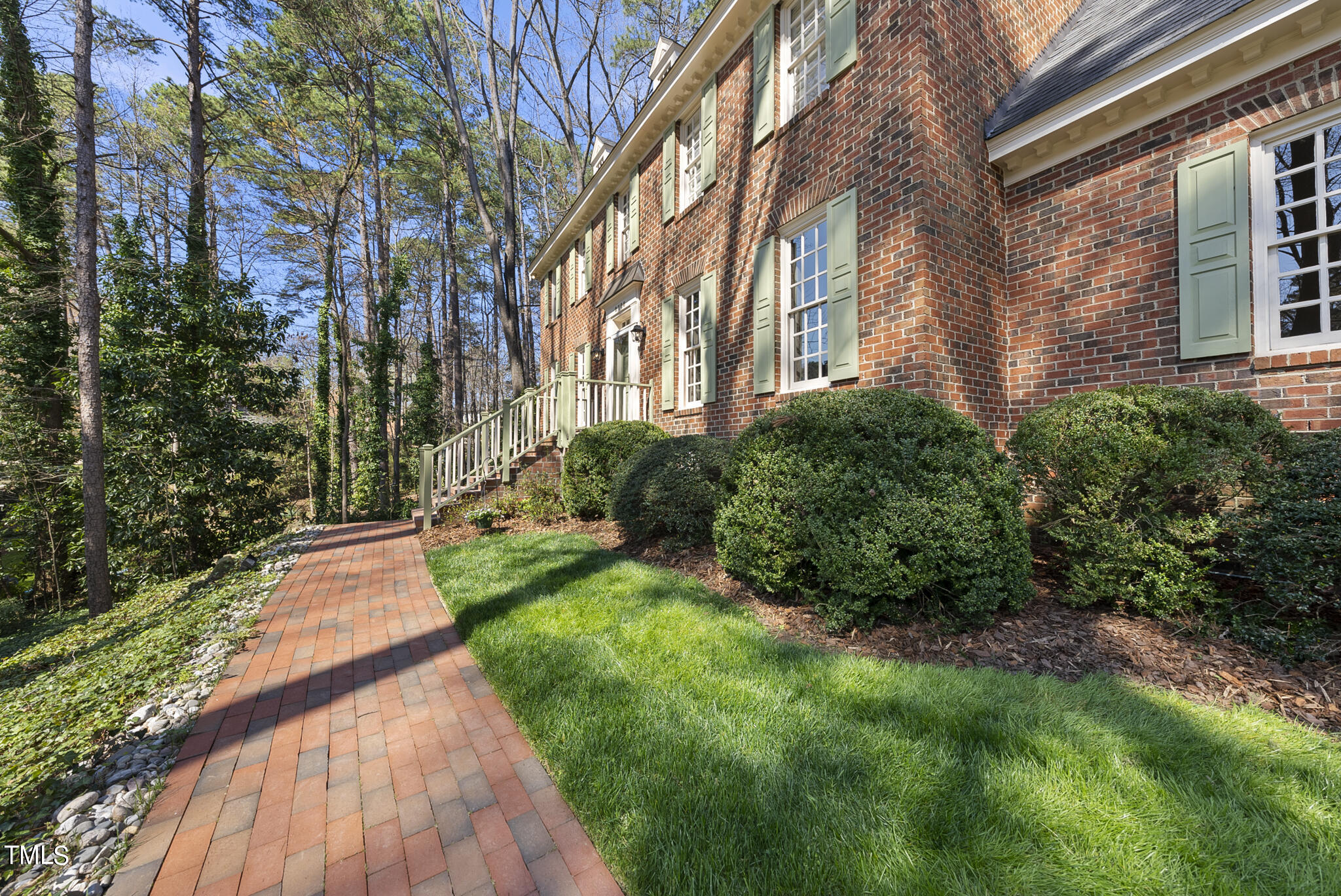 2708 Townedge Court Raleigh, NC 27612 - Photo 3 of 65 DSC02738