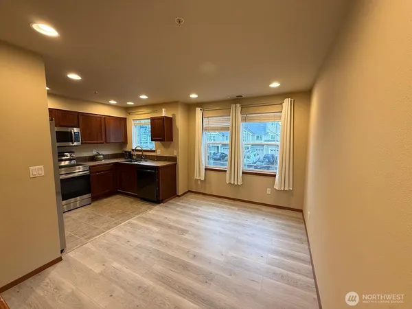 $342,000 | 17813 79th Ave Court East, Puyallup, WA 98375