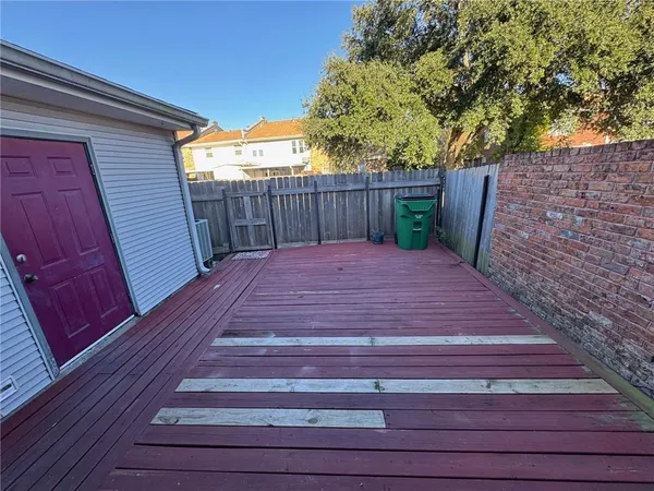 $135,000 | 309 B Cherry Blossom Lane, Gretna, LA 70056