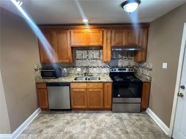 $135,000 | 309 B Cherry Blossom Lane, Gretna, LA 70056