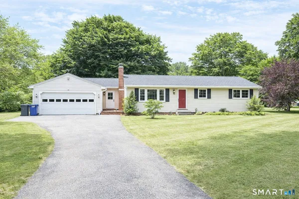 $385,000 | 129 Pond Road, Franklin, CT 06254