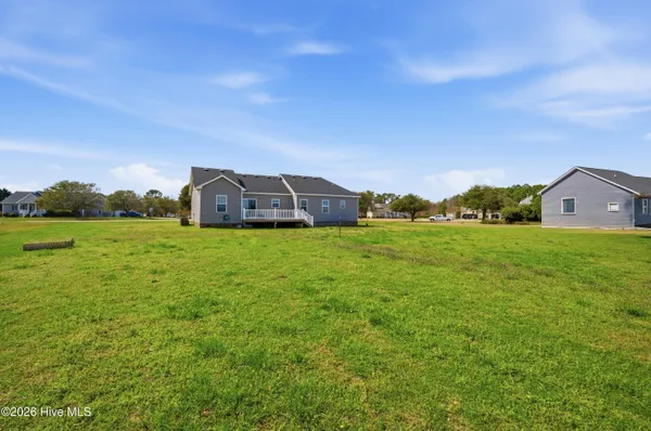 $475,000 | 102 Gull Rock View, Coinjock, NC 27923
