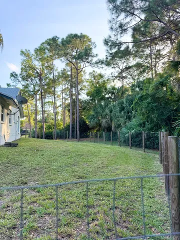 $3,950 | 12207 77th Place North, West Palm Beach, FL 33412