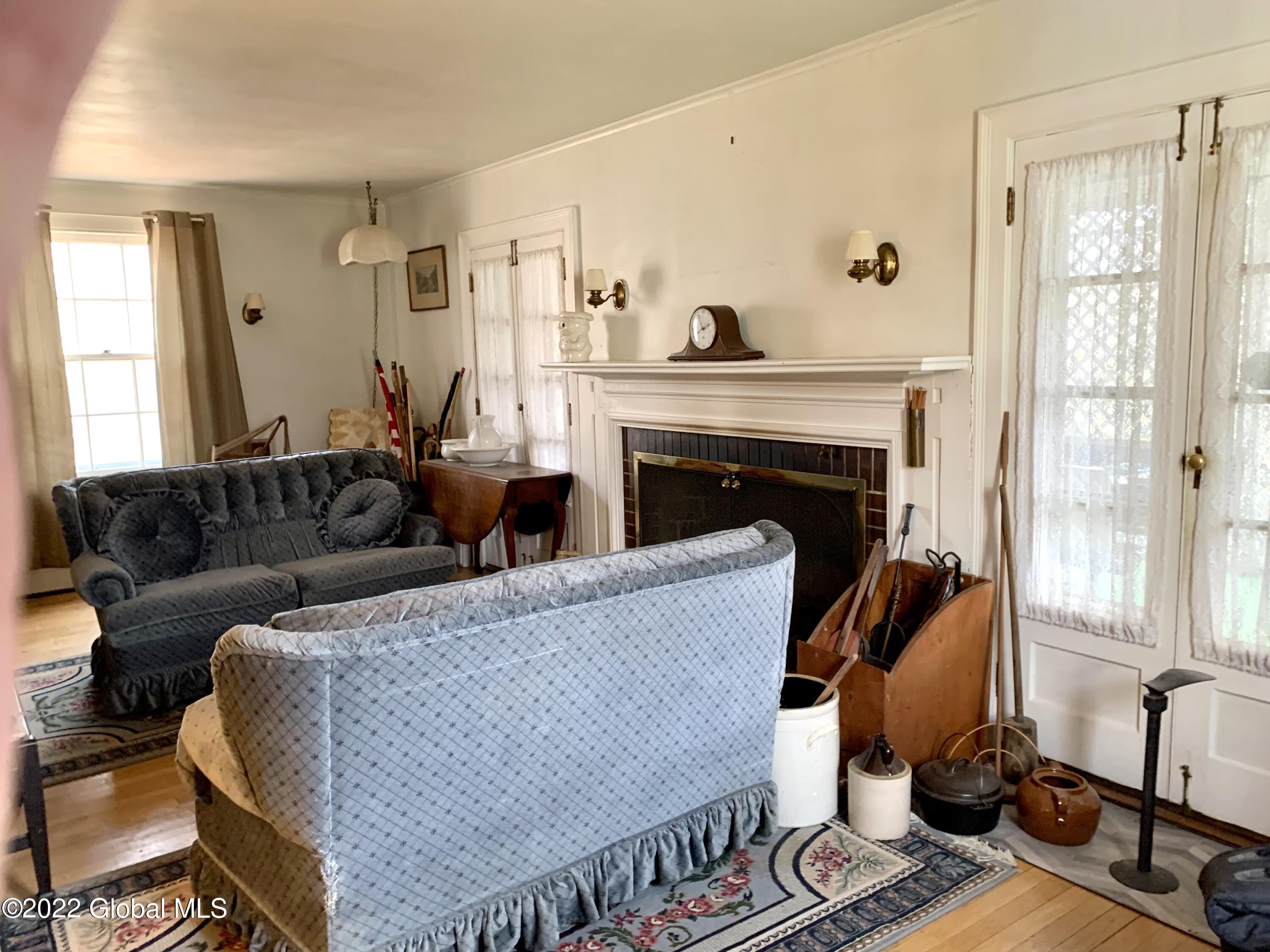 1445 Lowell Road Schenectady, NY 12308 - Photo 10 of 14 IMG-9728
