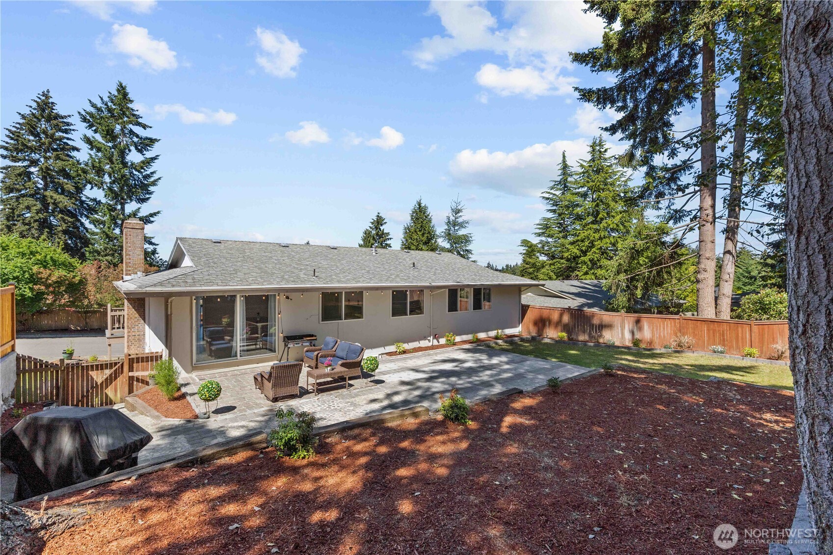 3907 Southwest 328th Street Federal Way, WA 98023 - Photo 31 of 40