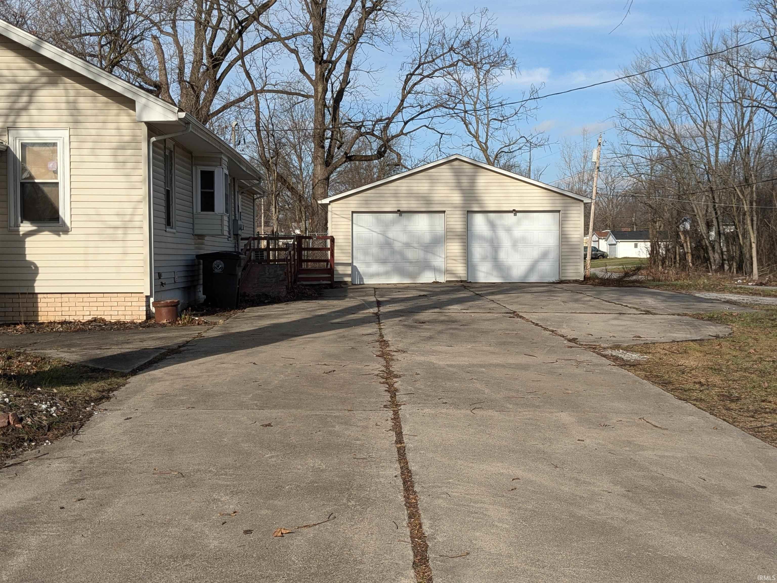 1025 East Paulding Road Fort Wayne, IN 46816 - Photo 4 of 19