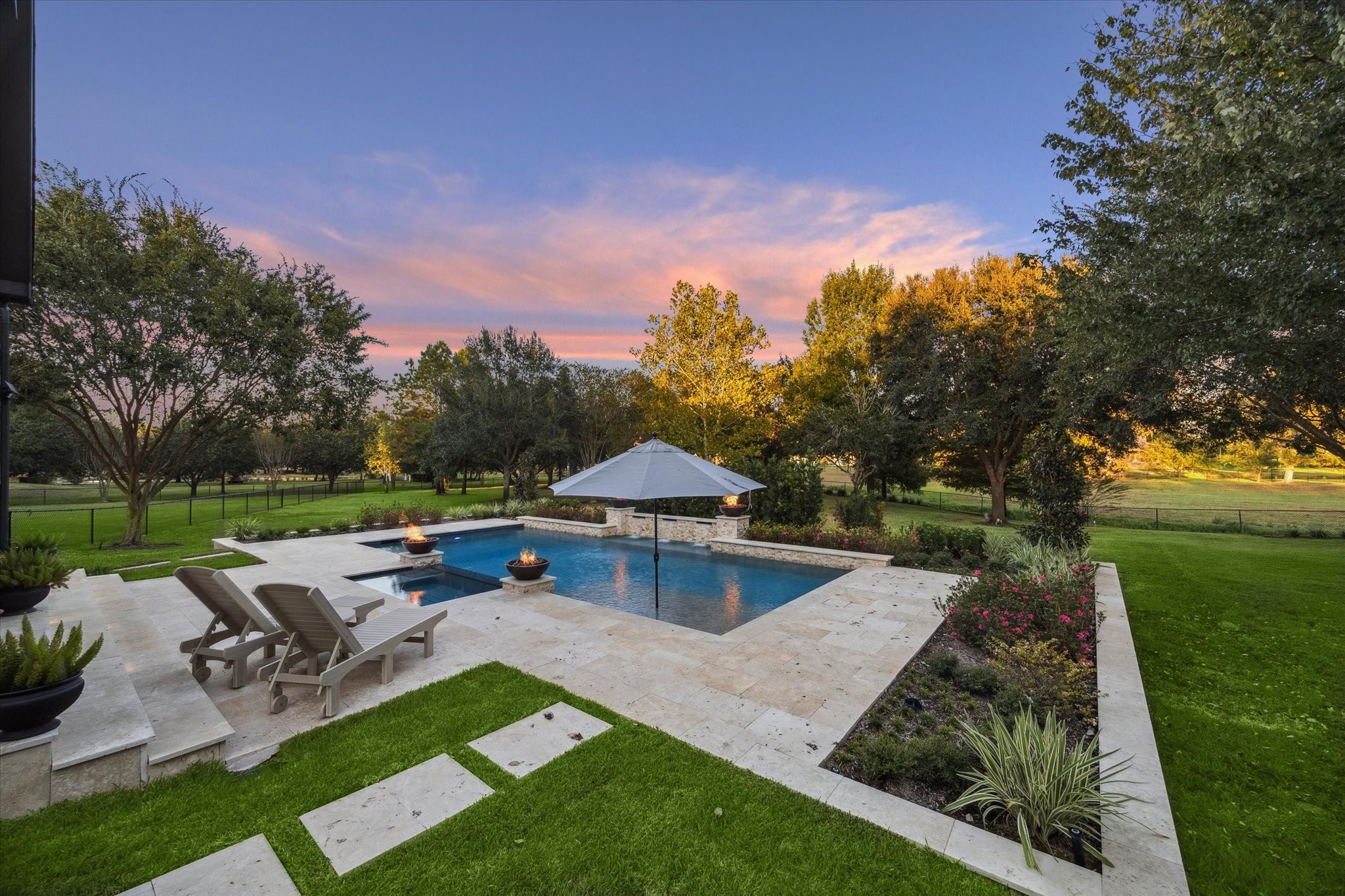 6602 Riva Ridge Drive Richmond, TX 77406 - Photo 34 of 50 a view of a garden with patio