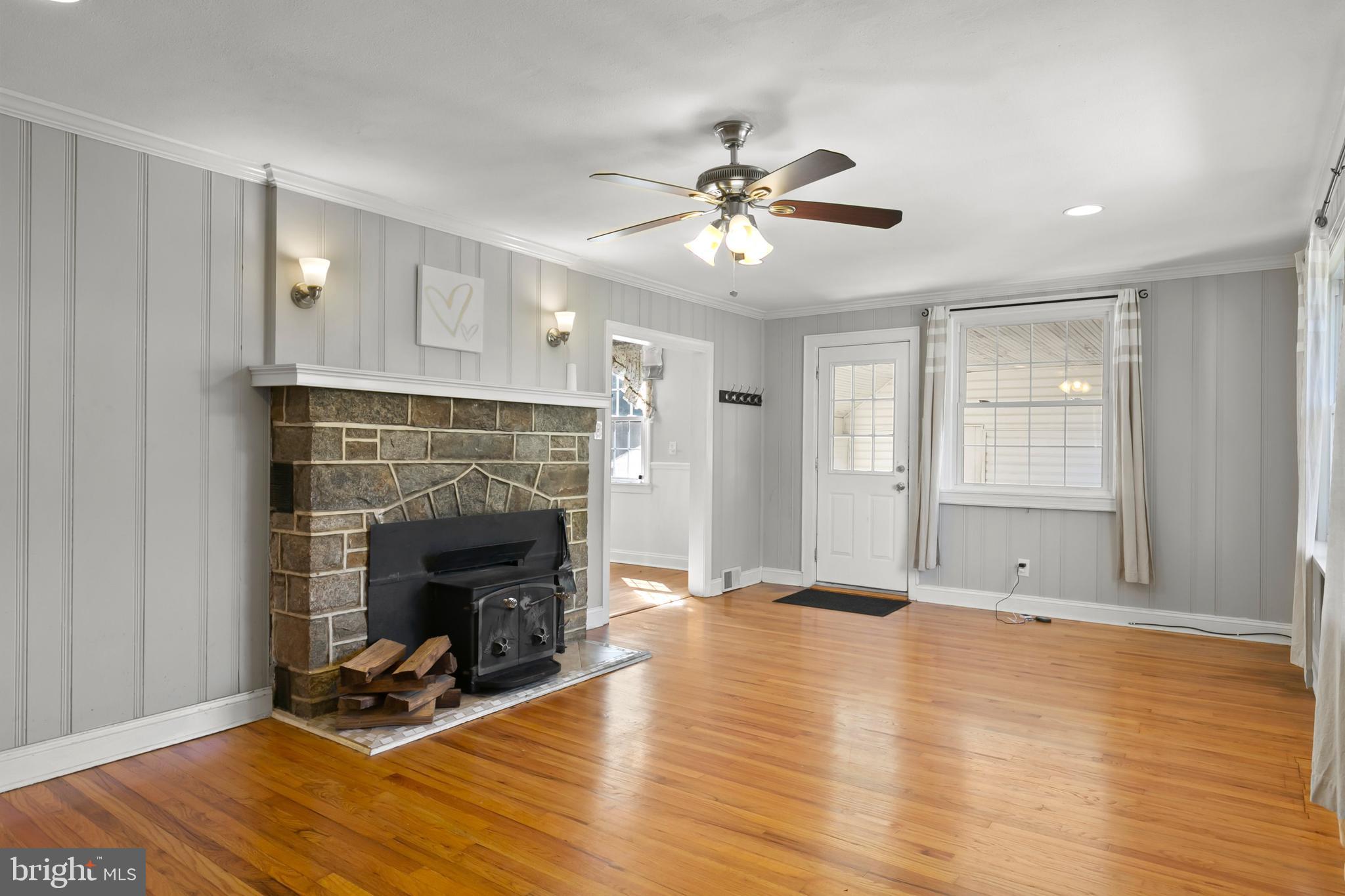 2437 Larkin Road Boothwyn, PA 19061 - Photo 7 of 42 Gallery Image 7