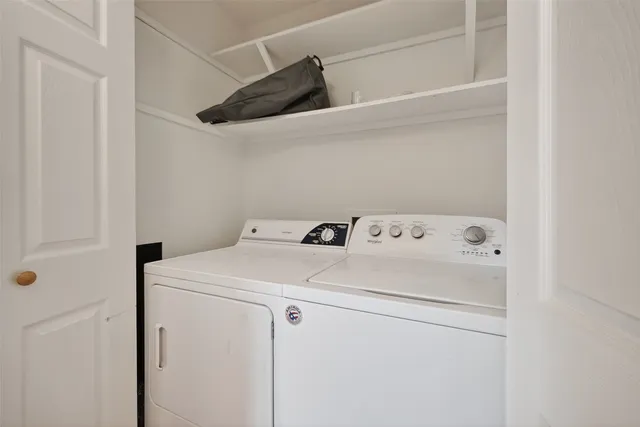 $145,000 | 10555 Turtlewood Court, Unit 511, Houston, TX 77072