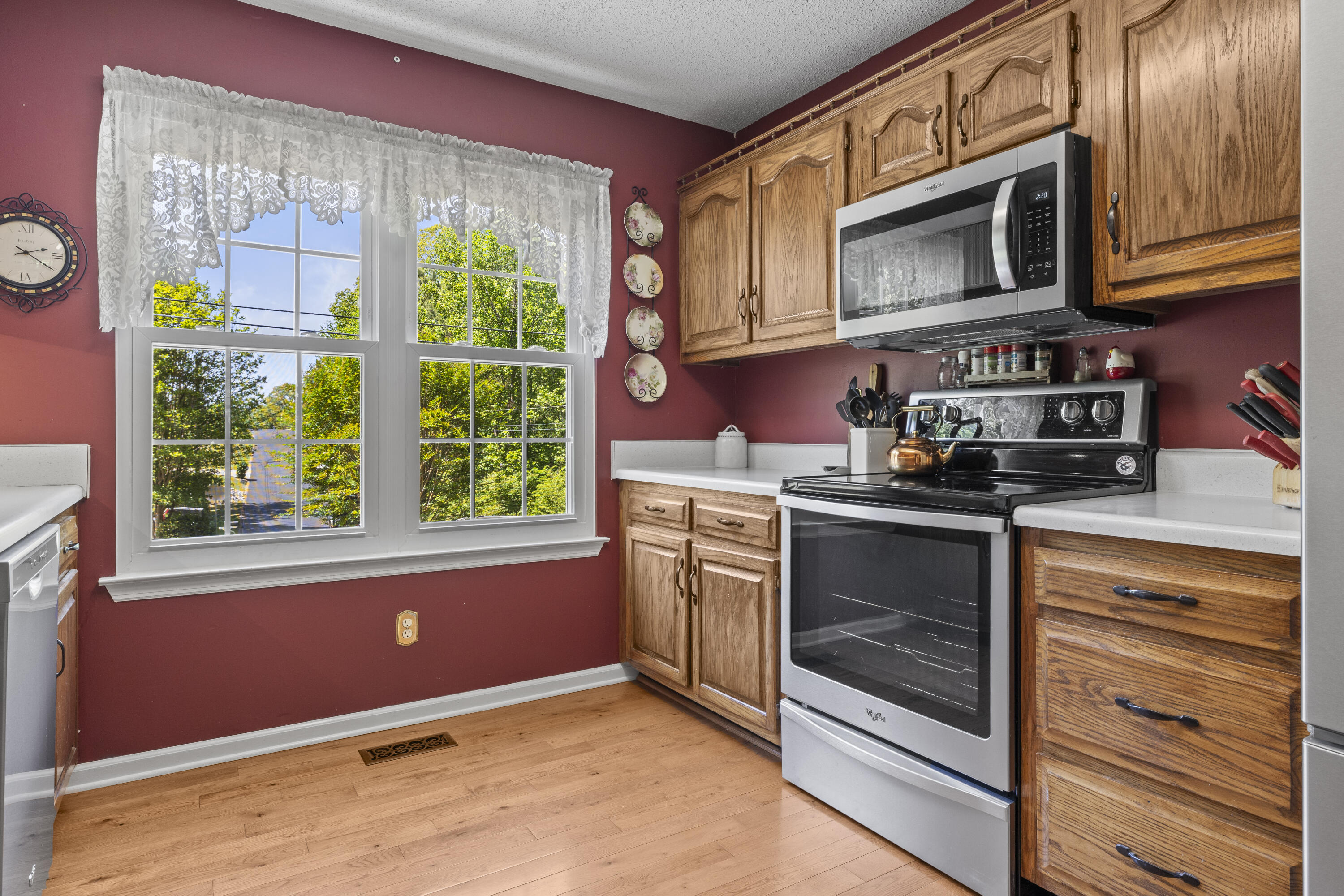477 Middle View Drive Ringgold, GA 30736 - Photo 12 of 33 Kitchen