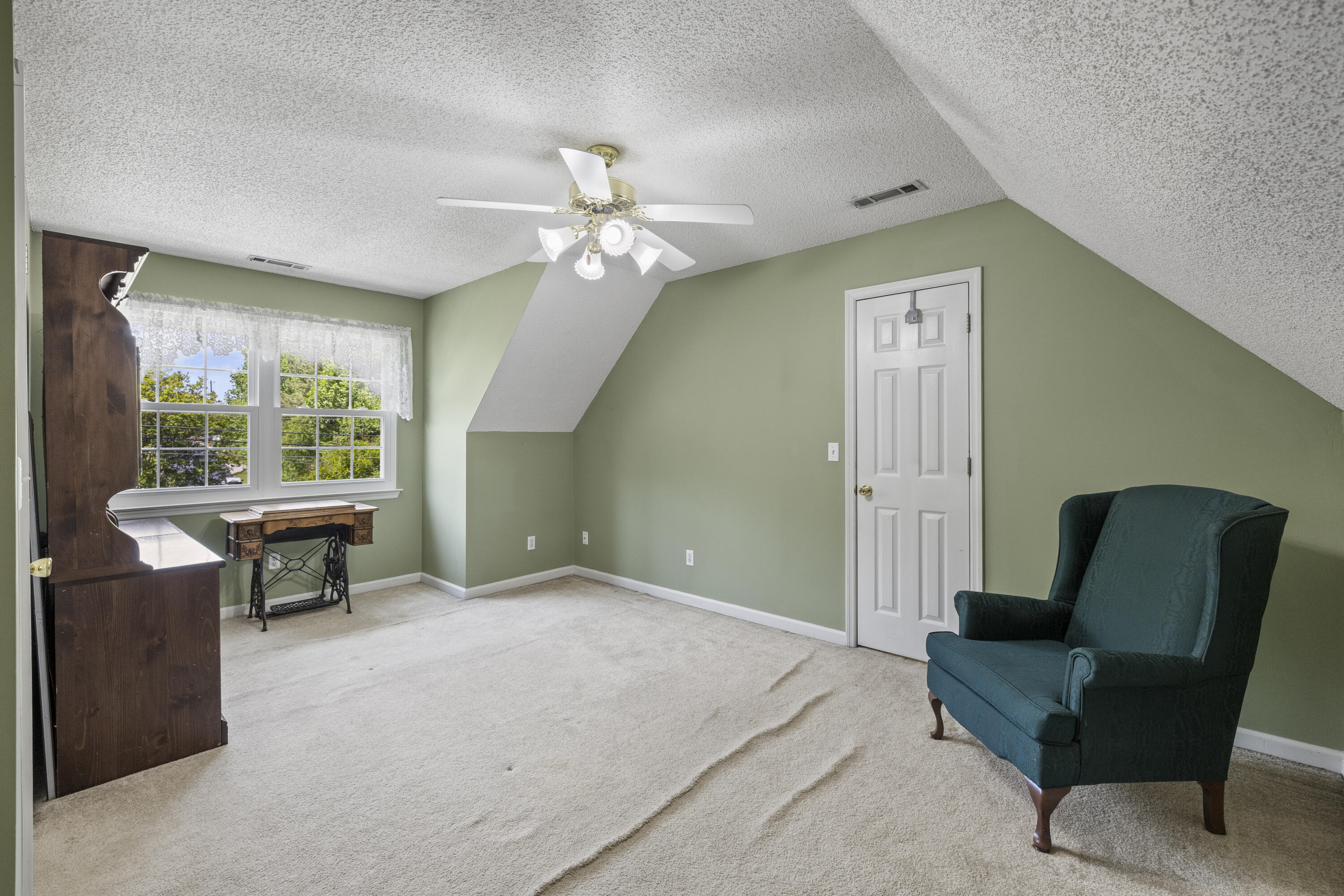 477 Middle View Drive Ringgold, GA 30736 - Photo 22 of 33 Extra Space