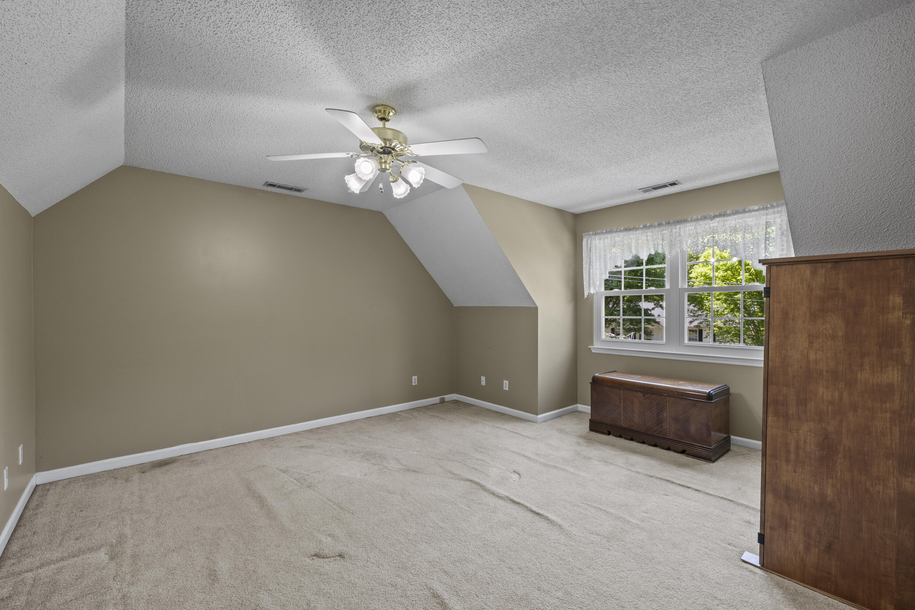 477 Middle View Drive Ringgold, GA 30736 - Photo 24 of 33 Extra Space