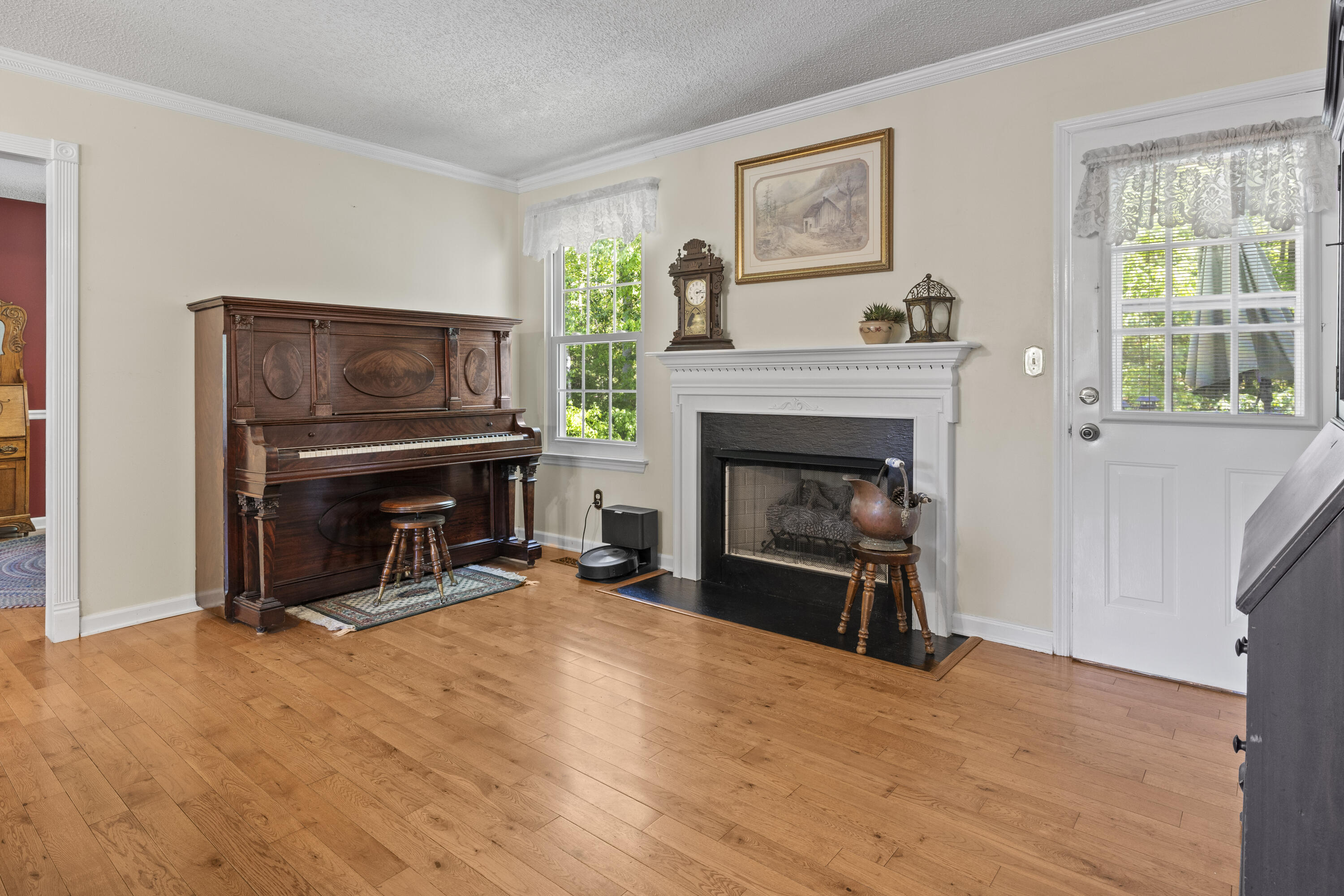 477 Middle View Drive Ringgold, GA 30736 - Photo 7 of 33 Piano Area