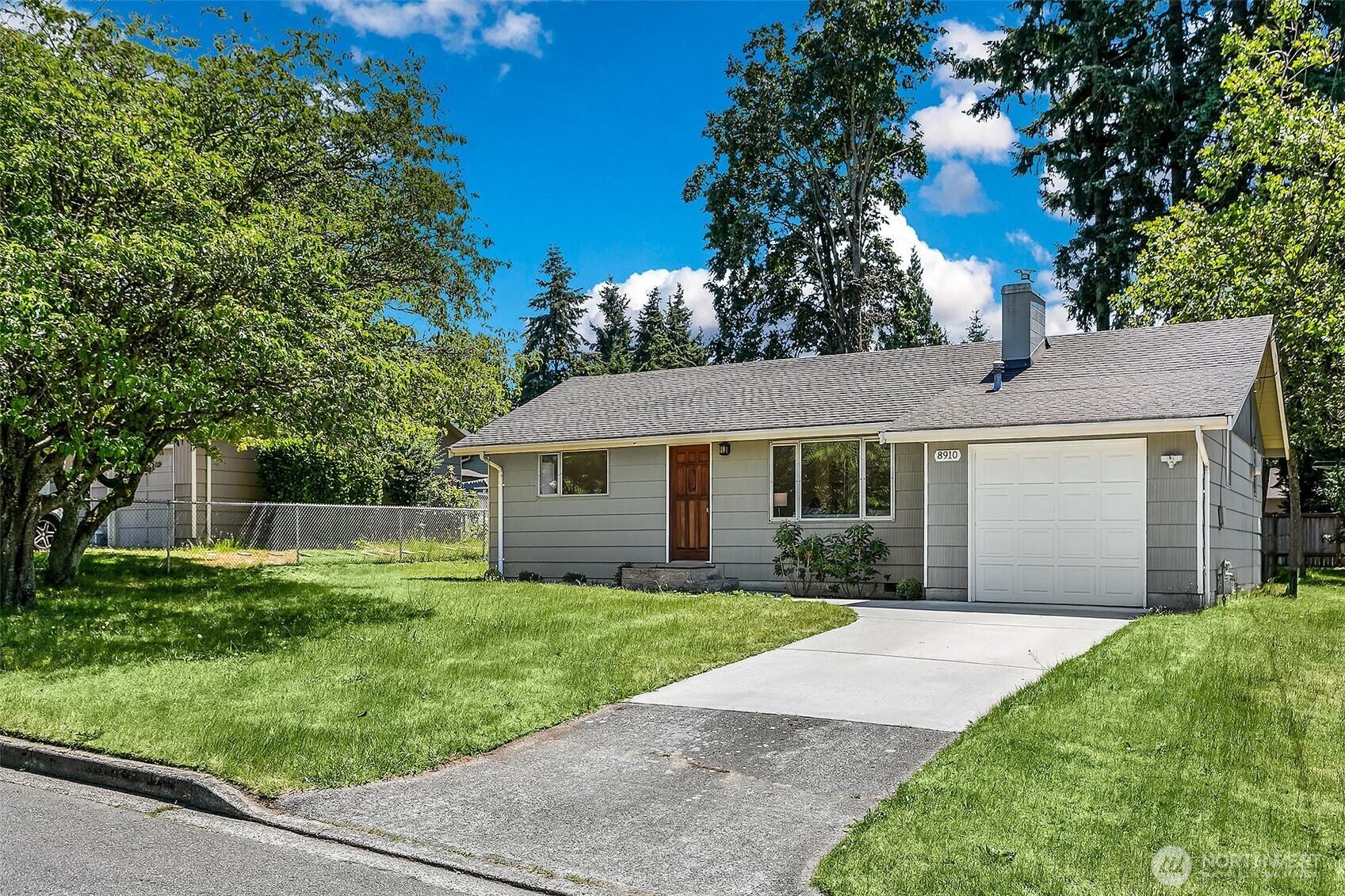 8910 217th Street Southwest Edmonds, WA 98026 - Photo 22 of 24
