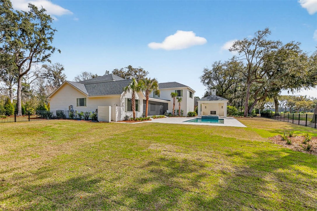 106 Kings Way St. Simons Island, GA 31522 - Photo 13 of 100