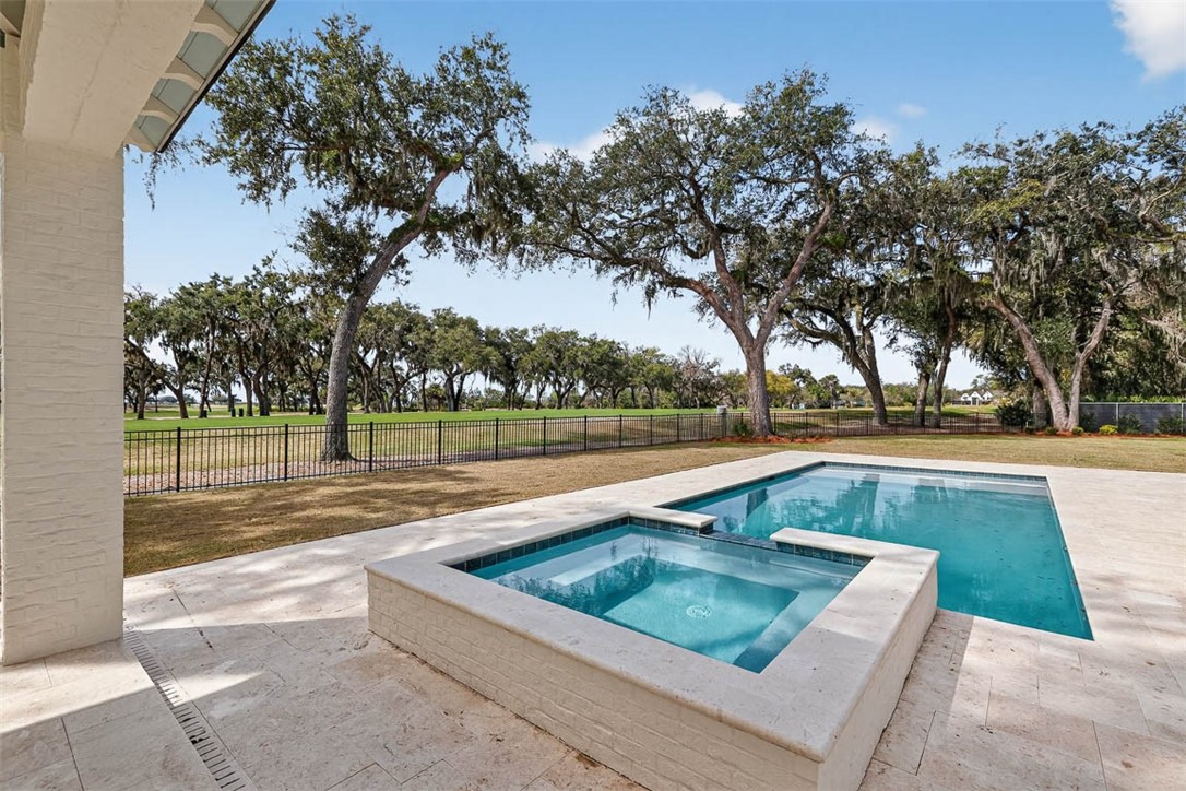 106 Kings Way St. Simons Island, GA 31522 - Photo 16 of 100