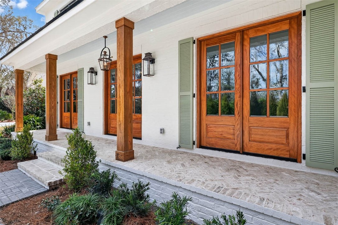 106 Kings Way St. Simons Island, GA 31522 - Photo 5 of 100