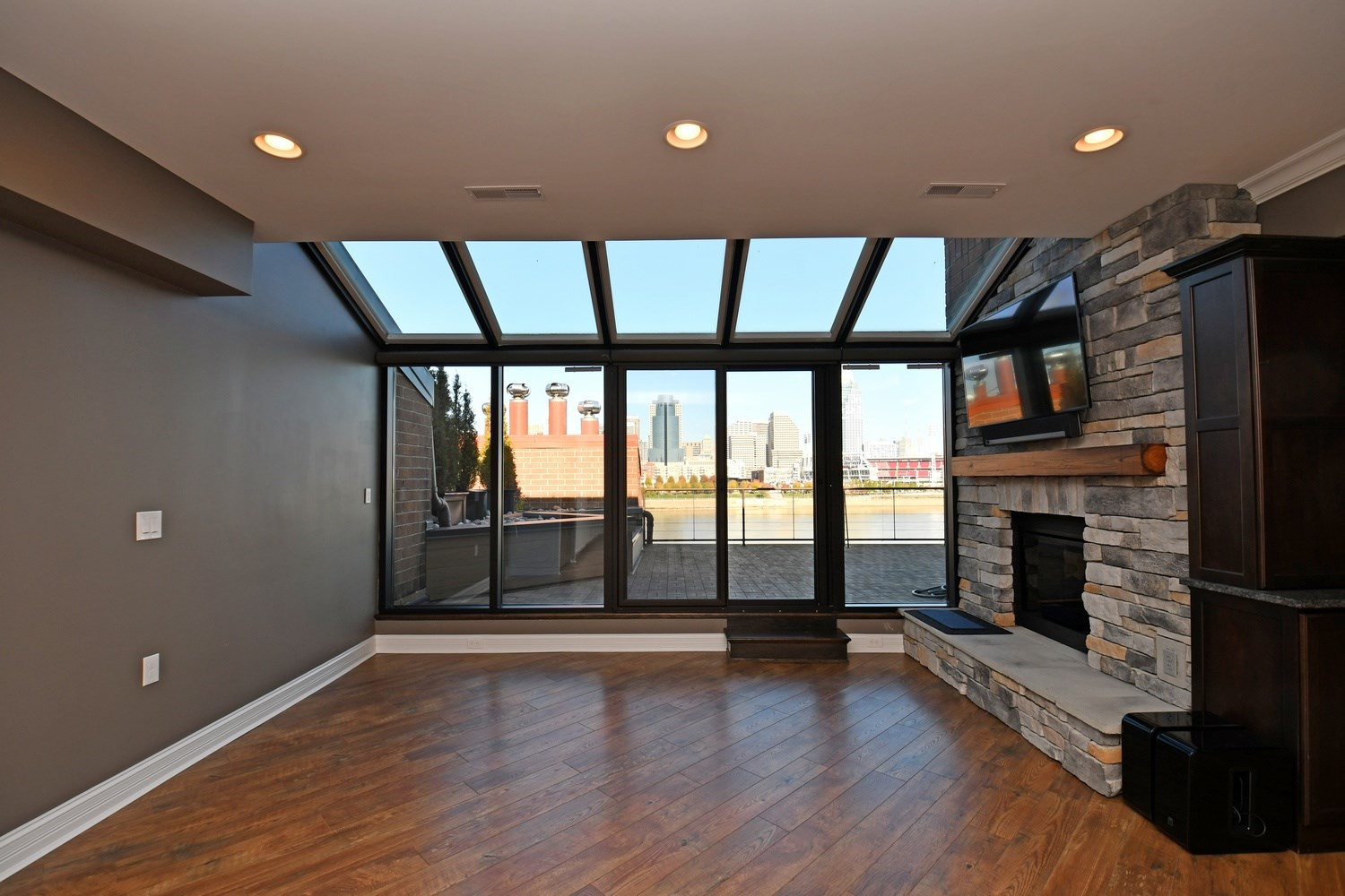 1 Riverside Place, Unit 504 Covington, KY 41011 - Photo 10 of 43