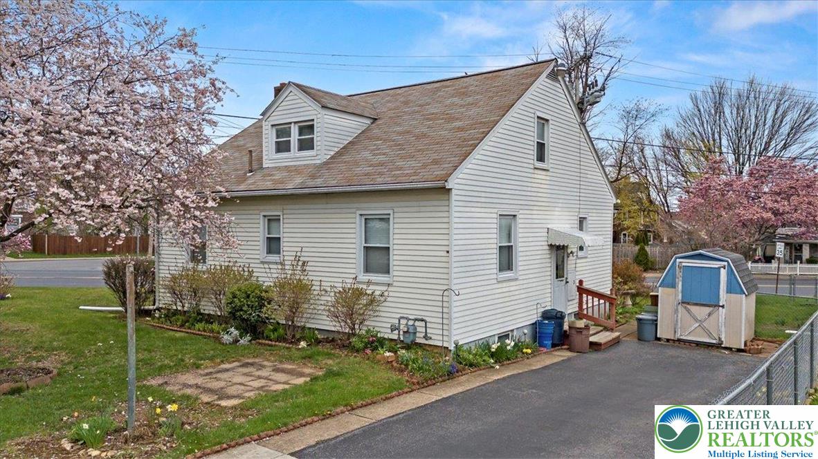 736 Old Philadelphia Road Easton, PA 18042 - Photo 3 of 32 Gallery Image 3