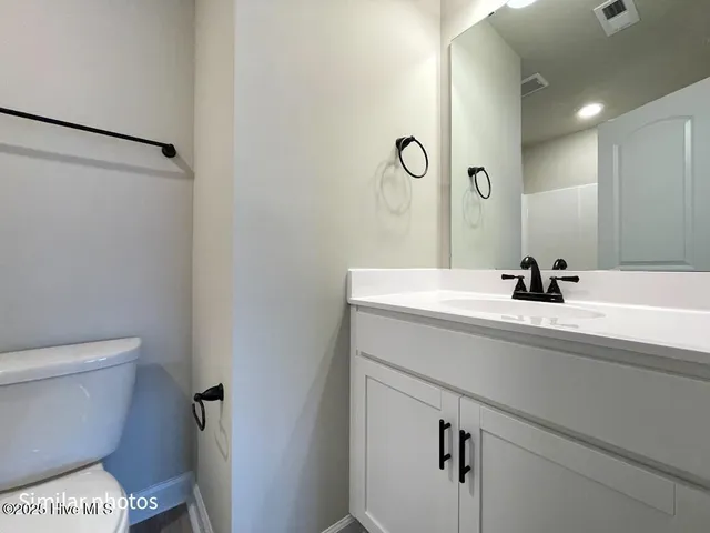 $254,900 | 724 Cross Brg Way, Sneads Ferry, NC 28460