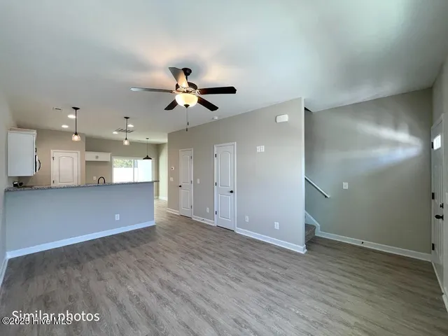 $254,900 | 724 Cross Brg Way, Sneads Ferry, NC 28460