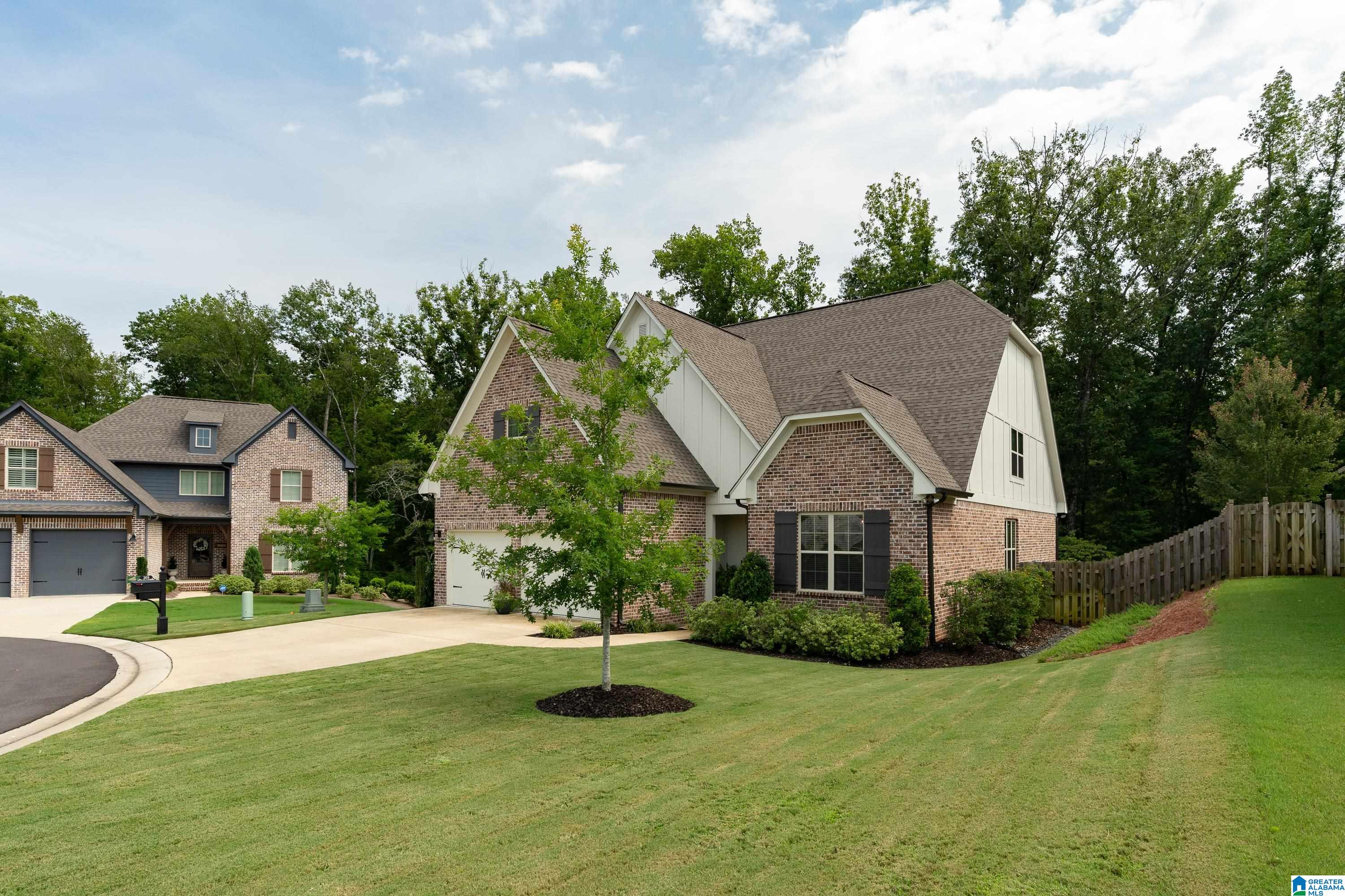 205 Ambergate Circle Pelham, AL 35124 - Photo 3 of 49