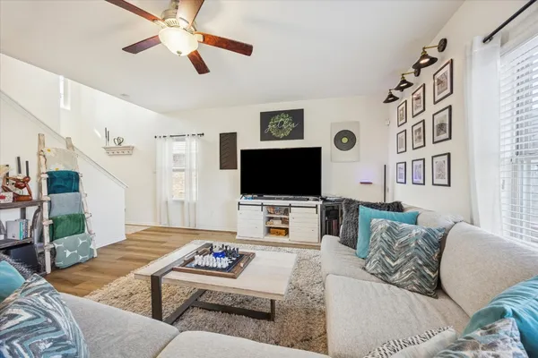 $274,900 | 5127 Misty Lane, Bacliff, TX 77518