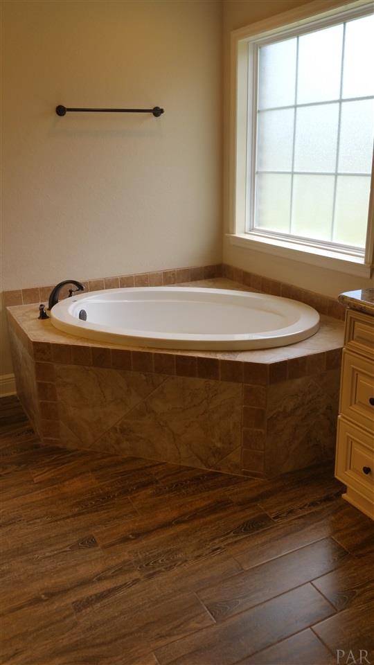 2501 Cove Road Navarre, FL 32566 - Photo 17 of 21 Gallery Image 17