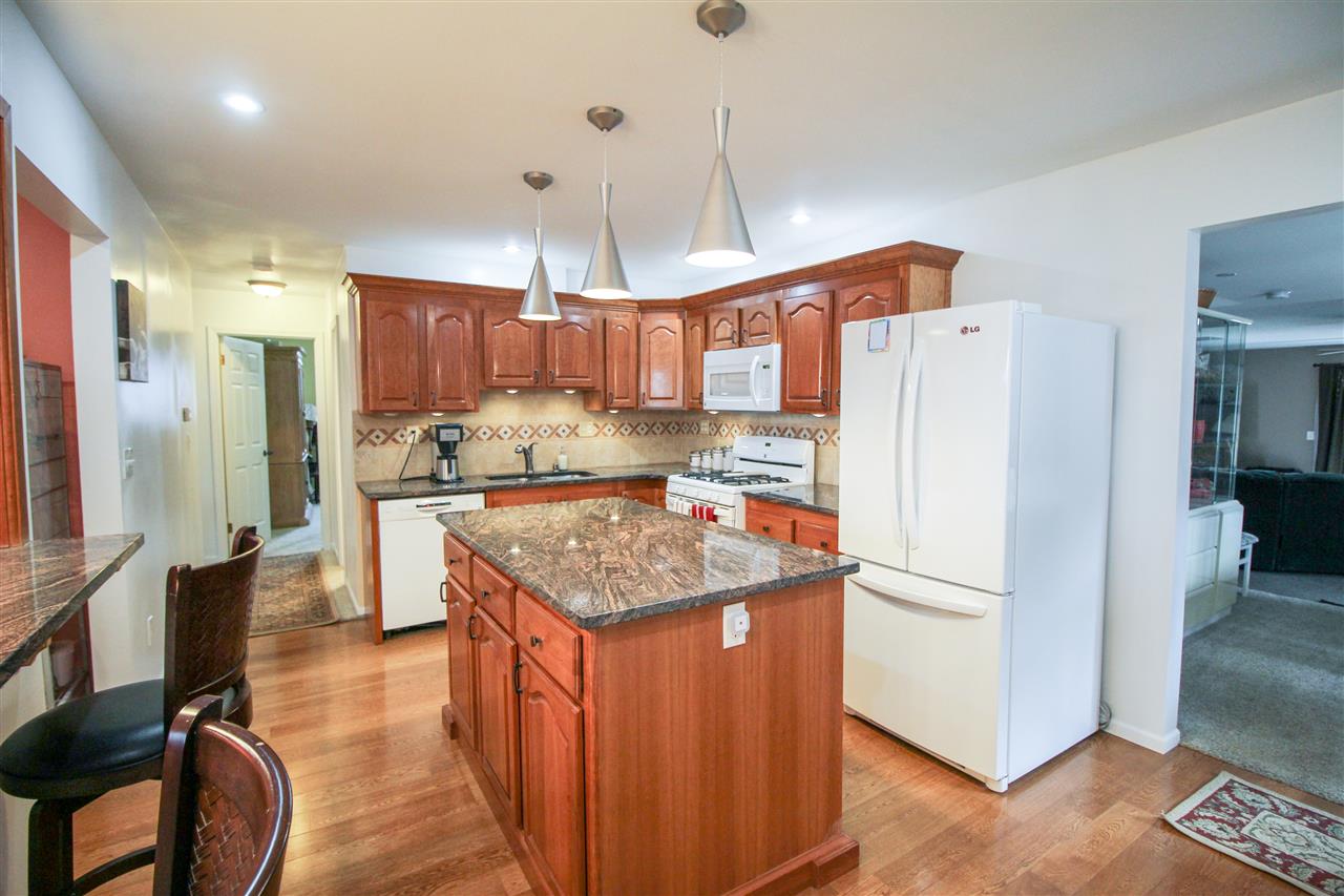 9468 North Webster Road Clio, MI 48420 - Photo 8 of 38 50028851-7.JPG