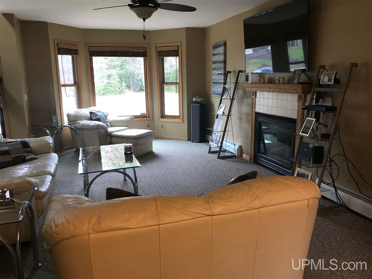 1079 Highland Drive Ishpeming, MI 49849 - Photo 10 of 42