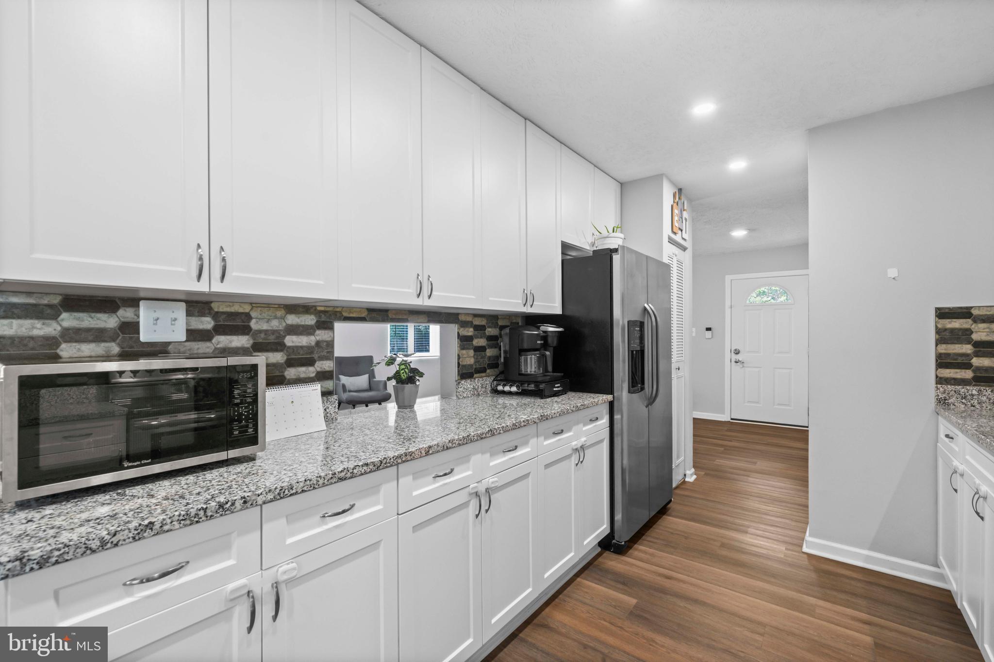 12201 Nutmeg Lane Reston, VA 20191 - Photo 12 of 32