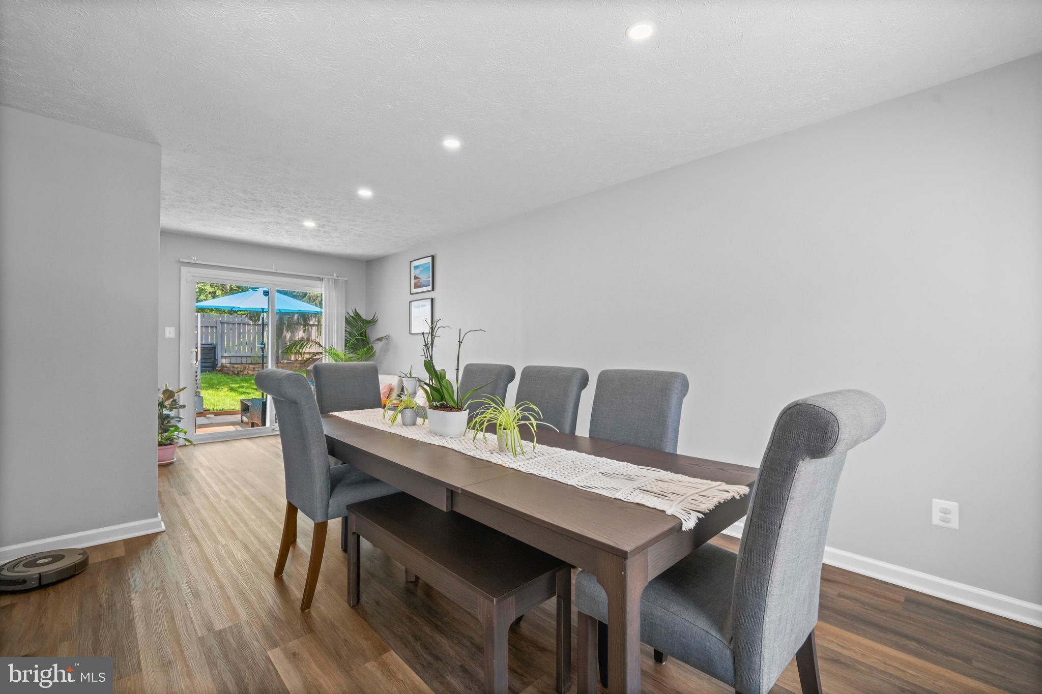 12201 Nutmeg Lane Reston, VA 20191 - Photo 14 of 32