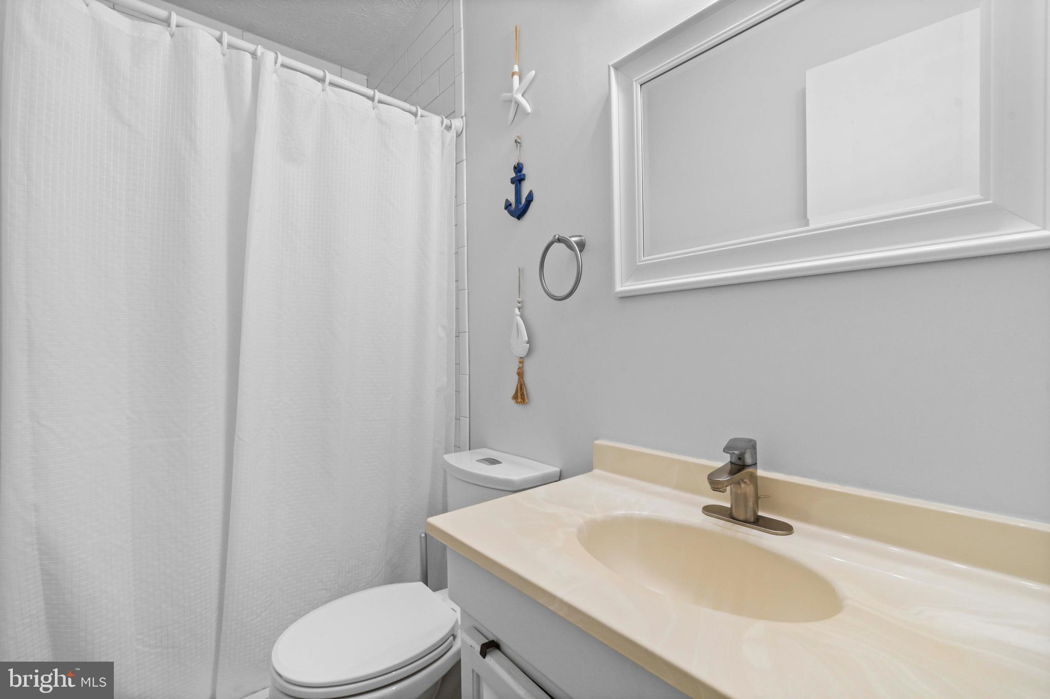 12201 Nutmeg Lane Reston, VA 20191 - Photo 24 of 32