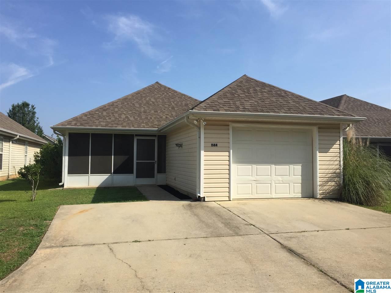 1144 Village Trail Calera, AL 35040 - Photo 2 of 14