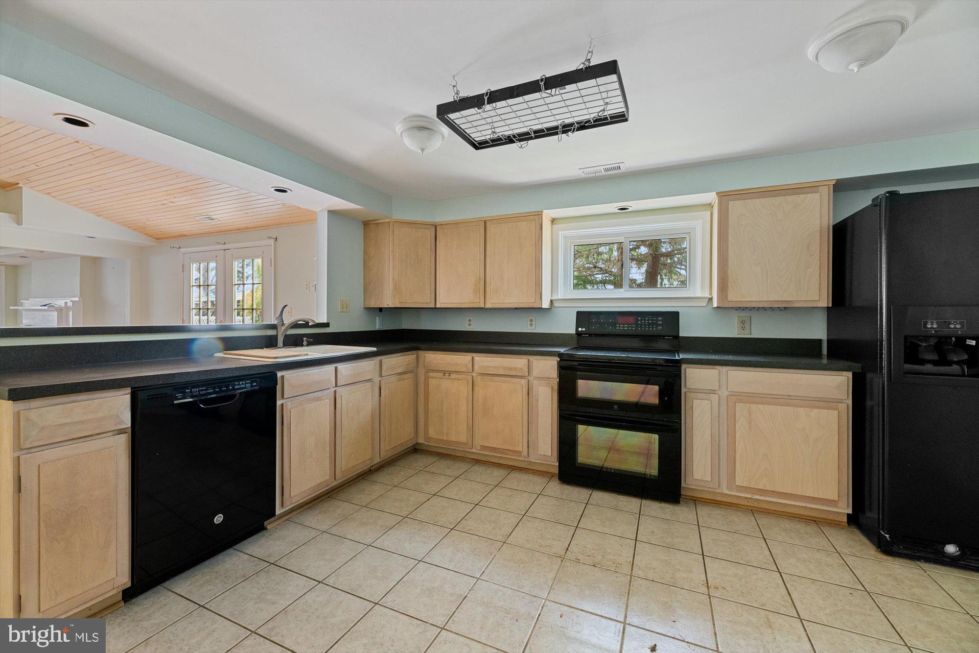 1228 Stumpfs Road Baltimore, MD 21220 - Photo 8 of 35 Gallery Image 8