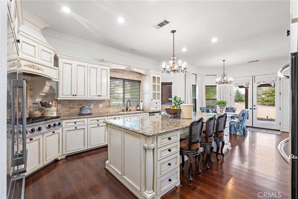14787 Wood Riverside, CA 92508 - Photo 18 of 68 Main Residence: Kitchen