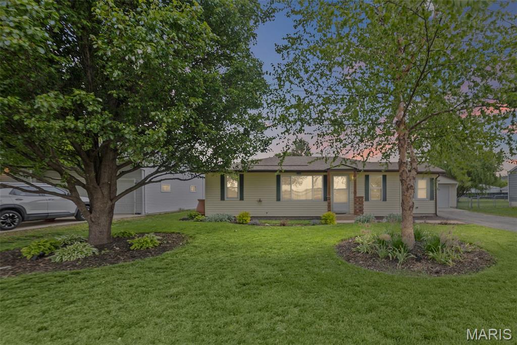 1512 Columbia Road Dupo, IL 62239 - Photo 31 of 32 Gallery Image 31
