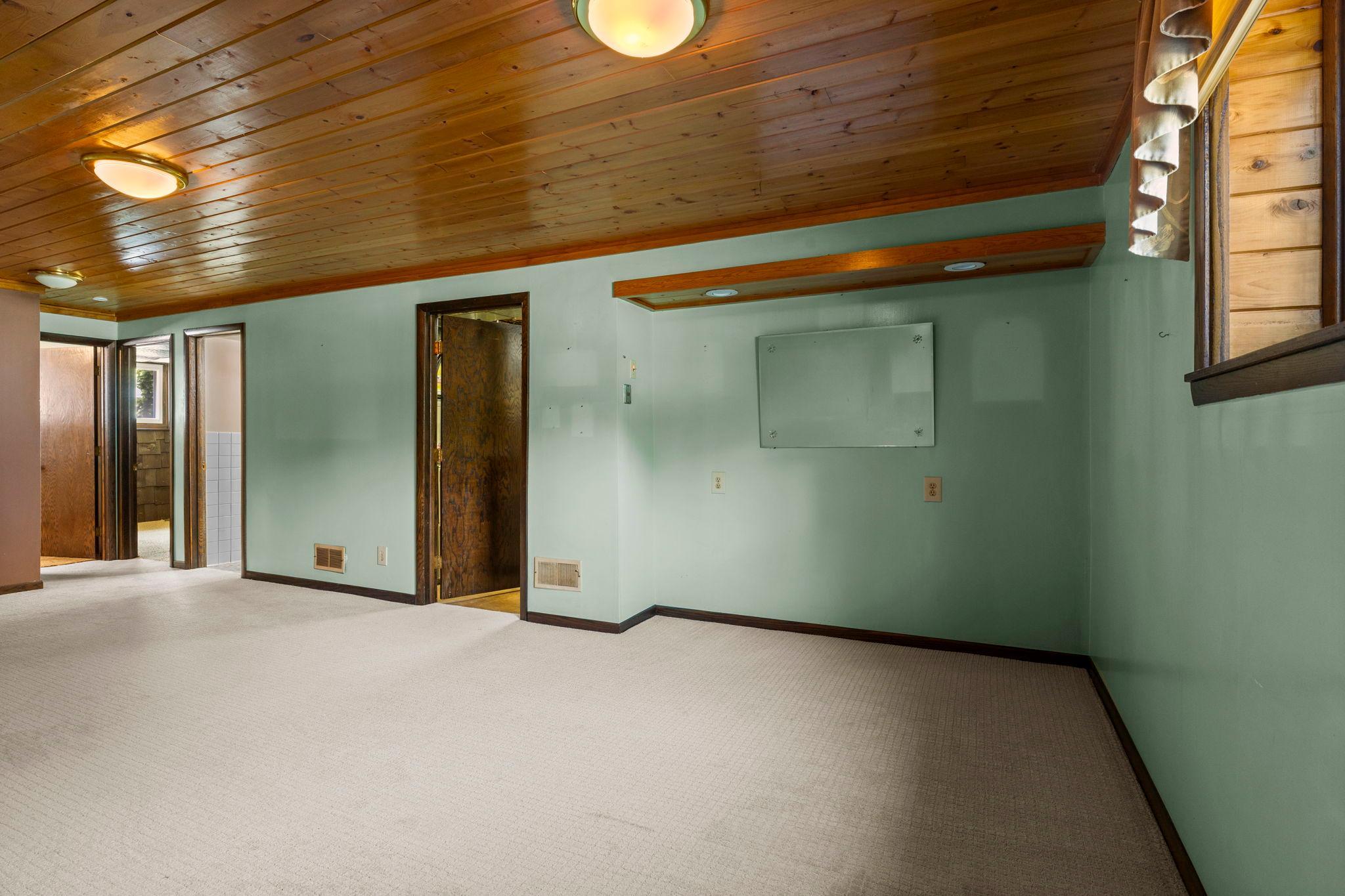 2515 Hillview Road Mounds View, MN 55112 - Photo 26 of 65 Gallery Image 26