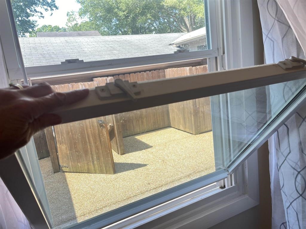 6960 Country Road, Unit 50 Germantown, TN 38138 - Photo 14 of 33 ALL NEW WINDOWS EVEN IN 3RD FLOOR BONUS EXERCISE ROOM (HAS HEATING AND COOLING)