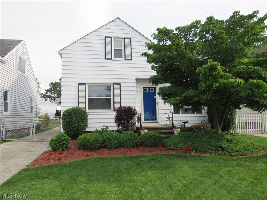 4615 Redfern Road Parma, OH 44134 - Photo 1 of 20