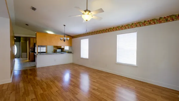 $2,300 | 3292 Emerson Lane, Tallahassee, FL 32317